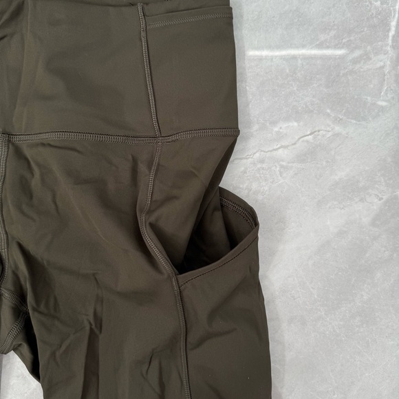 Women’s Lululemon Fast & Free Crop II Nulux 19" Leggings With Pockets Size 6 - Picture 7 of 16